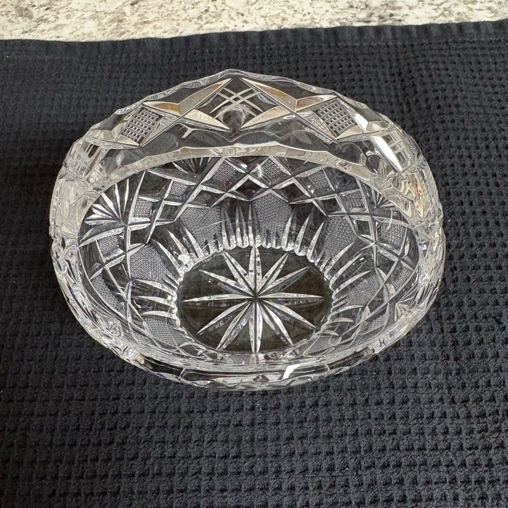Vintage Lead Crystal Clear Cut Glass Basket with Handle Trinket Candy Dish 5" - Picture 2 of 8